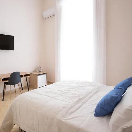 Leone Toledo Oda ve Kahvaltı Napoli