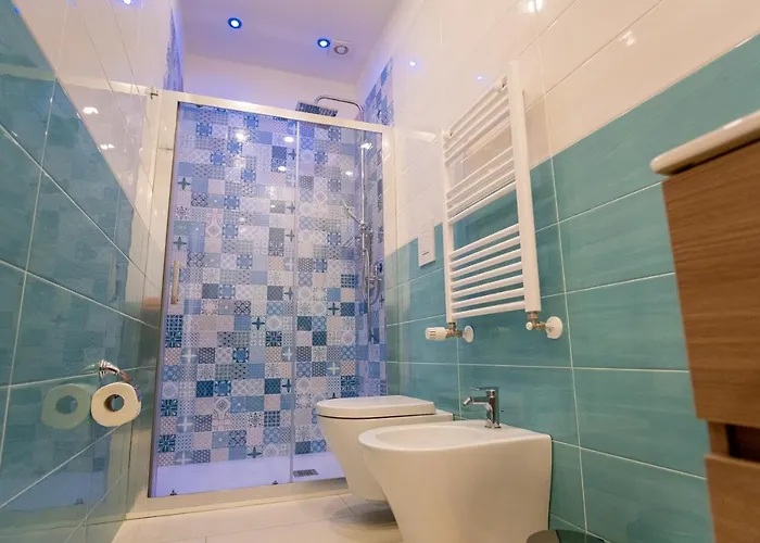 Leone Toledo Bed & Breakfast