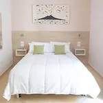 Leone Suites Toledo